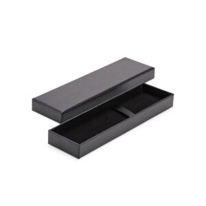 Estojo em cartão, 5 x 21 cm, com interior aveludado